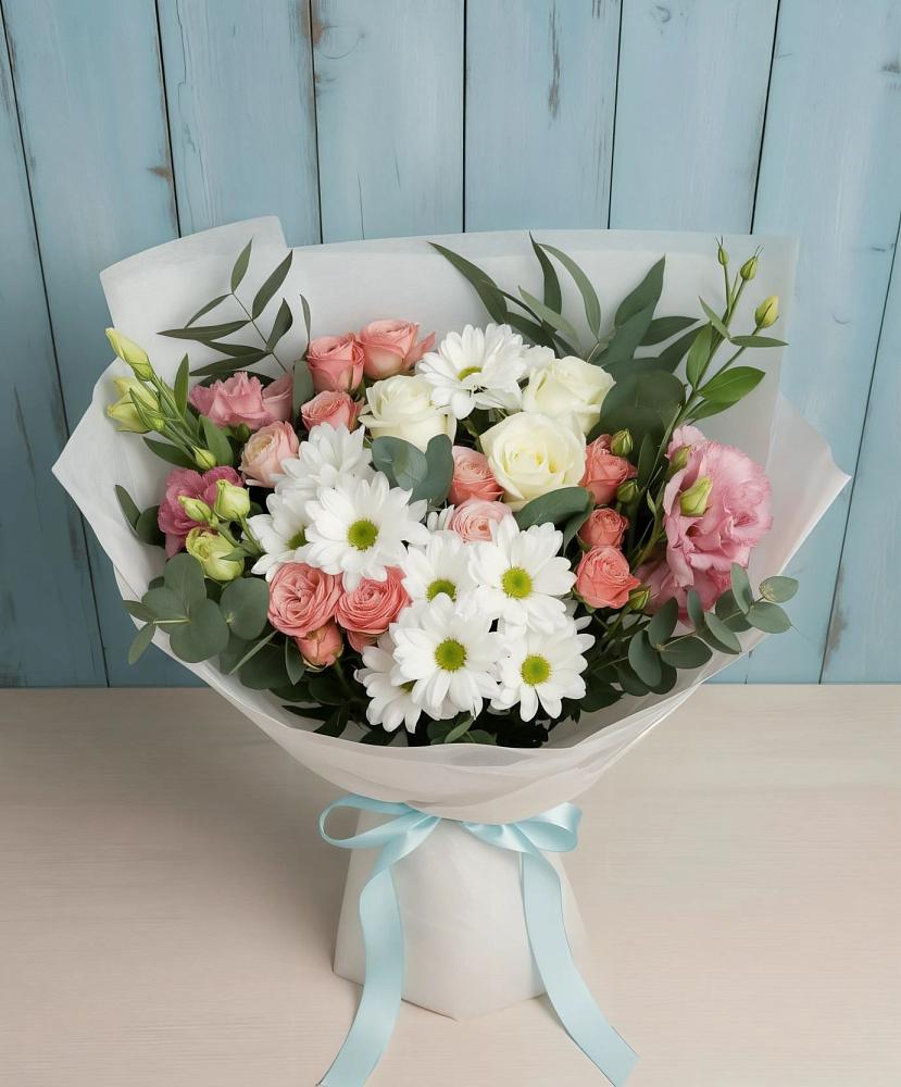Букет цветов из: Розы, Лизиантусы и Хризантемы в Прочноокопской