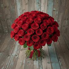 Букет 55 Красных роз Фридом #REPLACE_PRED# Прочноокопской