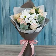 Букет цветов из:  Хризантемы и Розы в Прочноокопской