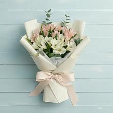 Букет цветов из:  Альстромерии #REPLACE_PRED# Прочноокопской