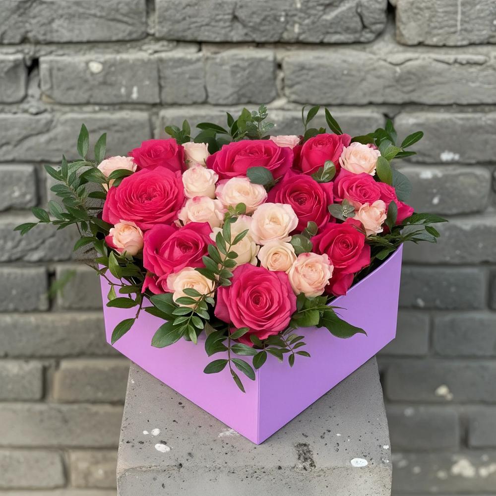 Цветочная композиция из Розы в коробке в Прочноокопской