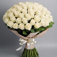 Букет 101 беля роза Белоснежка в Прочноокопской