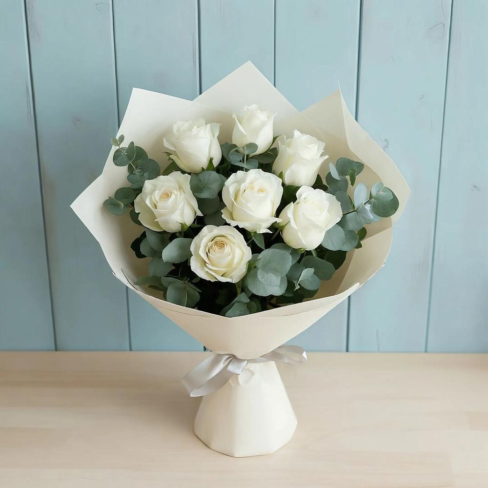 Букет Белые розы в Эвкалипте в Прочноокопской