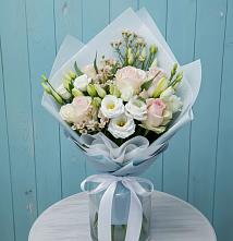 Букет цветов из:  Розы и Лизиантусы в Прочноокопской