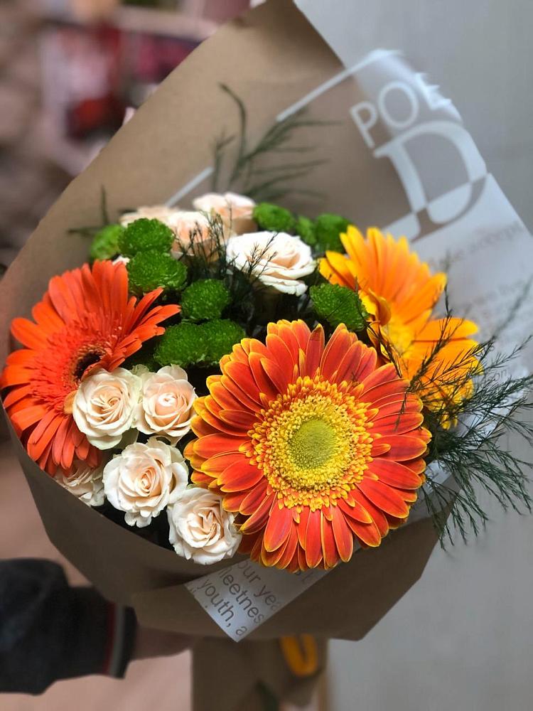 Букет цветов из: Герберы, Хризантемы и Розы в Прочноокопской