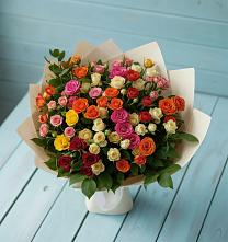 Букет Микс из разноцветных кустовых роз в Прочноокопской