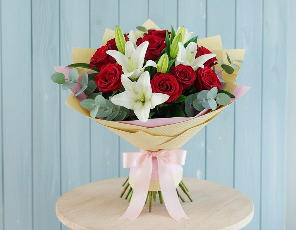 Букет цветов из: Лилии и Розы в Прочноокопской
